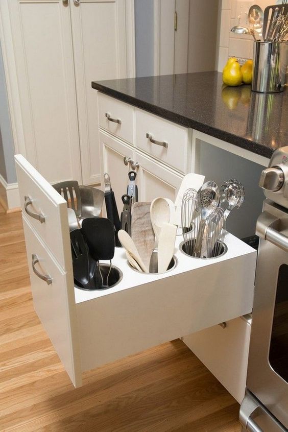 9+ Easy Ways On How To Organize Deep Kitchen Drawers