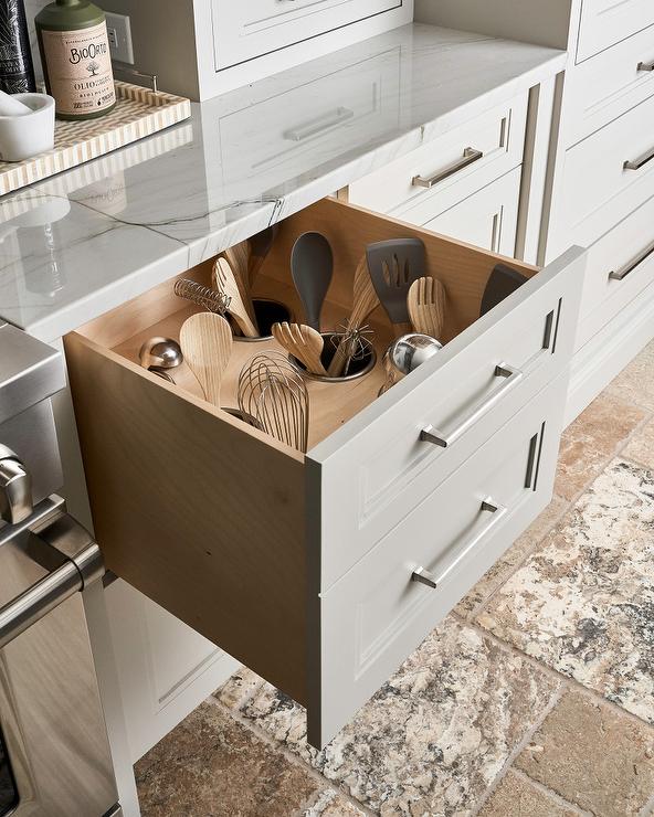 9+ Easy Ways On How To Organize Deep Kitchen Drawers