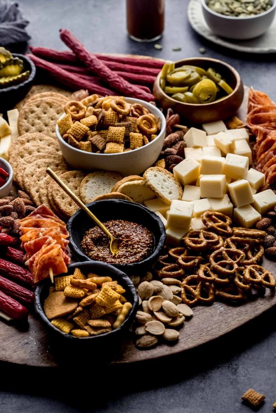 21+ Best Charcuterie Board Wedding Reception Ideas That Are Memorable