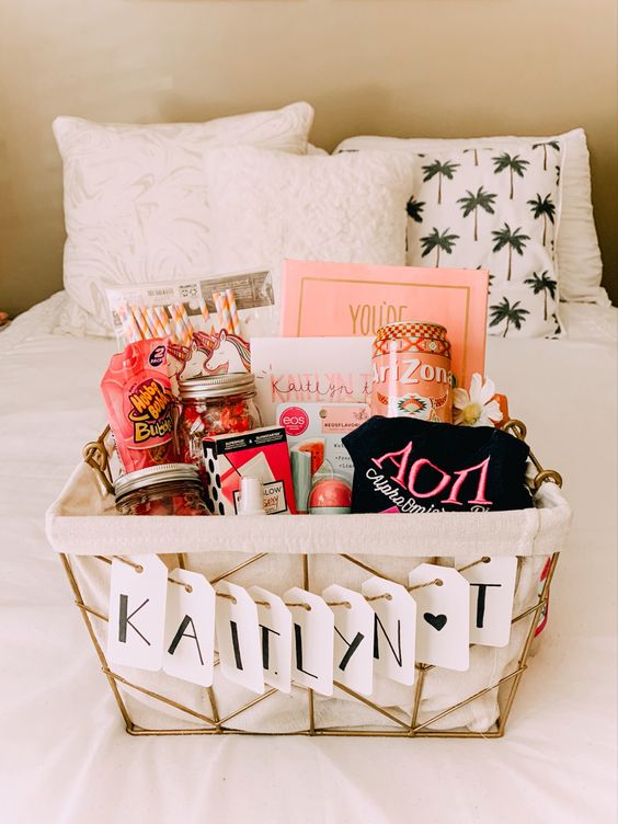 16+ Unique Easter Basket Ideas For College Students